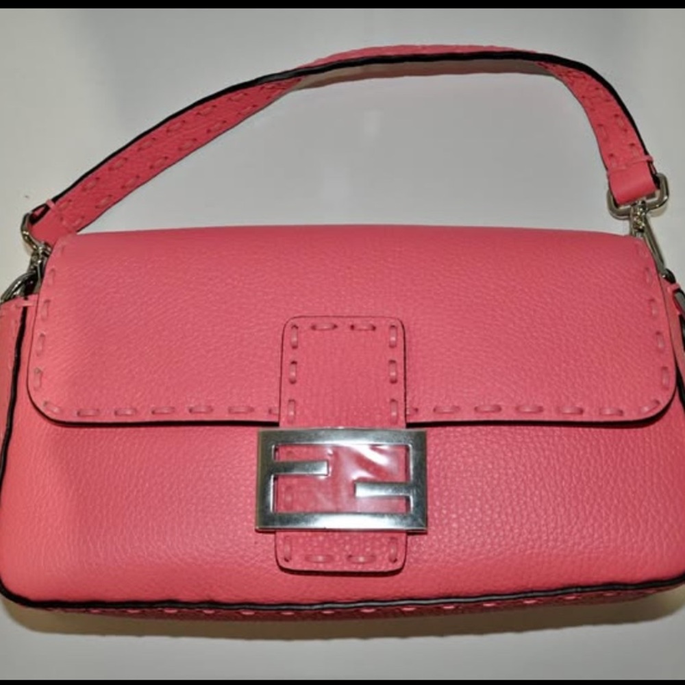 AUTHENTIC FENDI Baguette Selleria Bag Medium – Pink | Unworn, Tags Included
